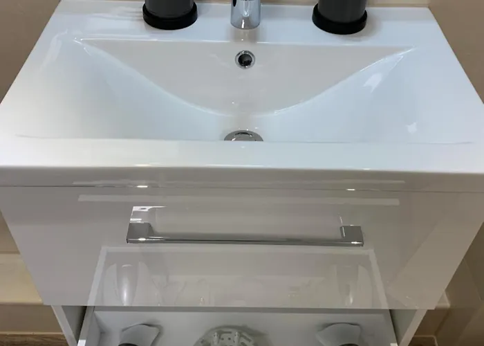 Private In Popular Neighborhood Köln