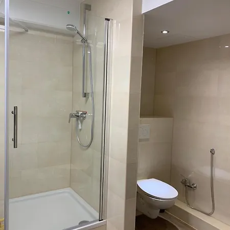 Vandrerhjem Private In Popular Neighborhood *