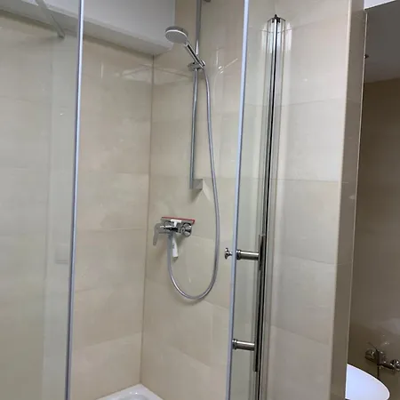 Private In Popular Neighborhood Cologne