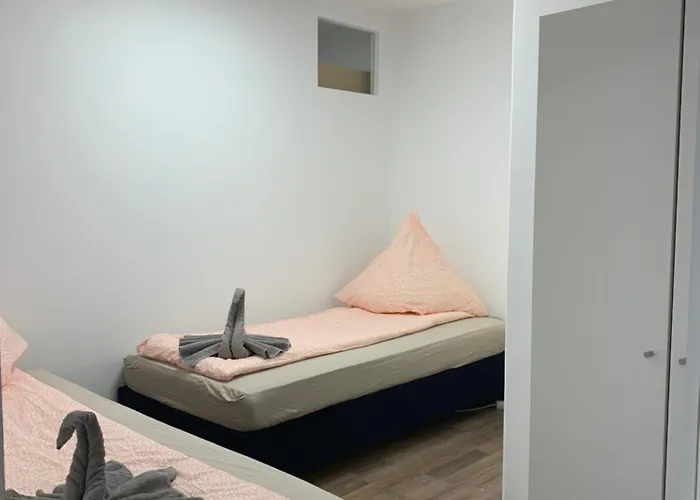 بيت شباب Private In Popular Neighborhood *