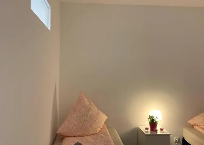 Private In Popular Neighborhood * كولونيا